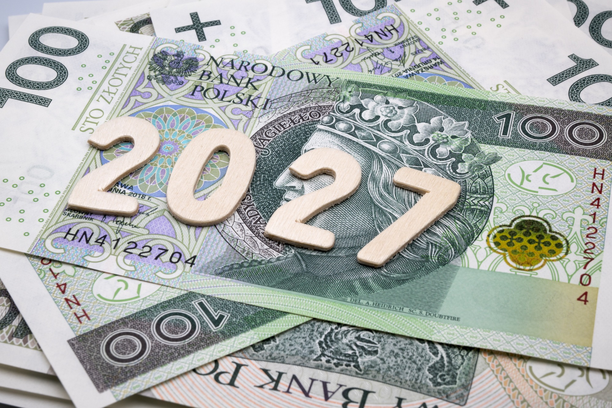Od stycznia więcej na minimalnej. Rząd ustalił stawkę na 2027 rok